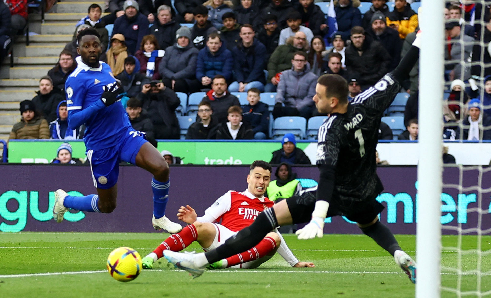 的球风在水 的球风在水